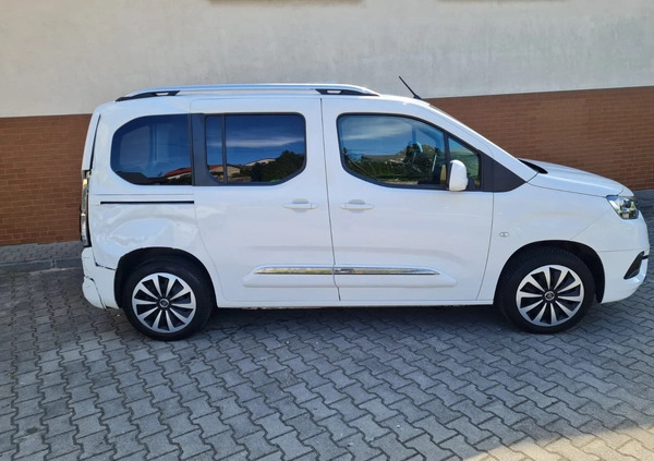 Toyota Proace City Verso cena 34900 przebieg: 88500, rok produkcji 2020 z Lipno małe 352